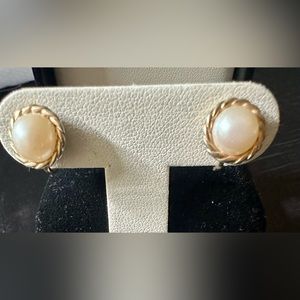 Vintage Pearl Earrings